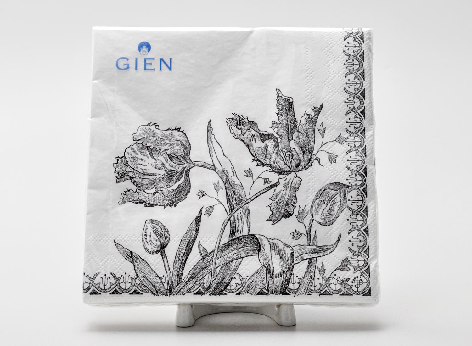 Набор салфеток «TULIPES NOIRES» 20/20 Форма: GIEN Шампань. Бумага. 330 мм.