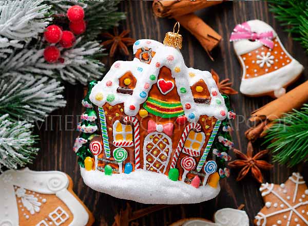 Елочная игрушка Пряничный домик с ёлками