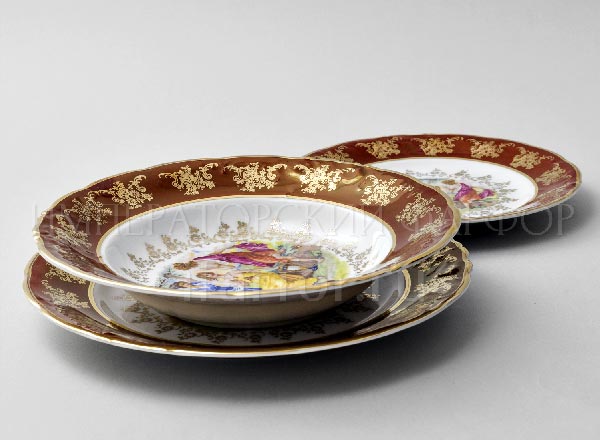 Set of plates Table Madonna Red 6/18 Frederick Carlsbad