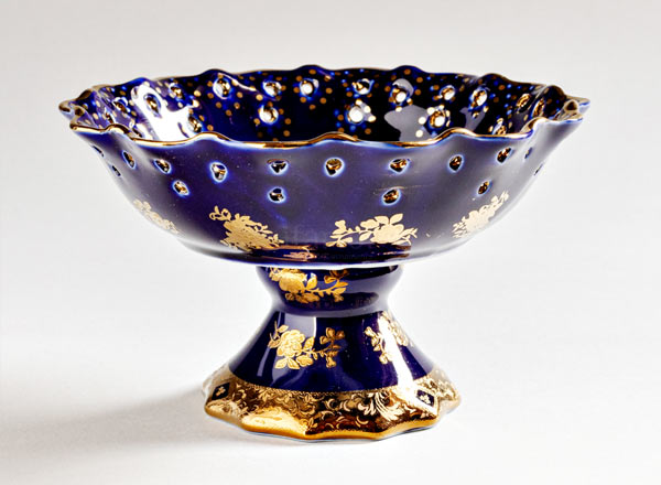 Конфетница на ножке Влюбленная пара Royal Classics