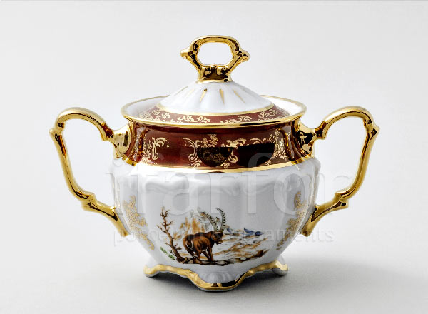 Сахарница Охота Красная Мария-Тереза