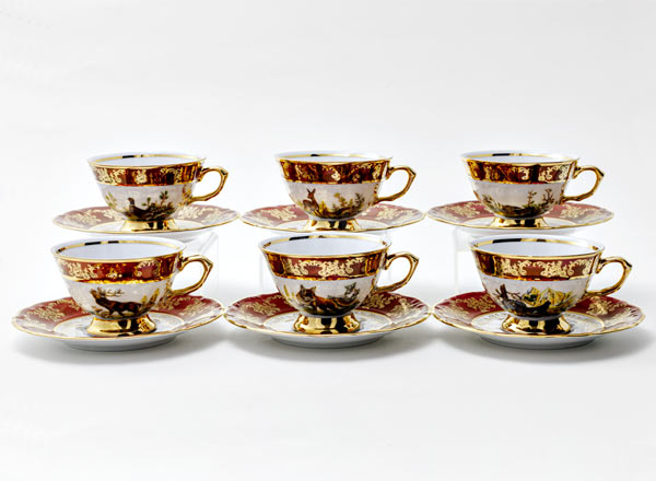 Набор чашек с блюдцами Охота Красная 6/12 Мария-Тереза