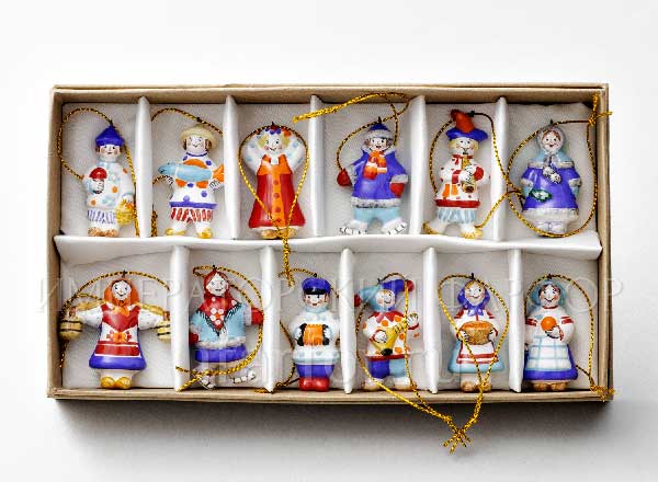 Set of Christmas tree toys in a gift box 215х120мм Russian nursery rhymes 