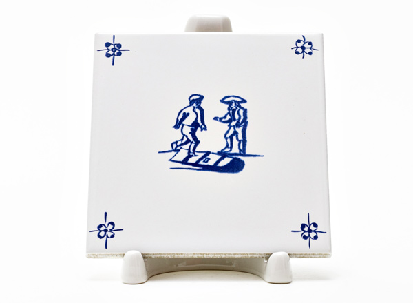 Изразец Голландский Детские игры. Катание на доске