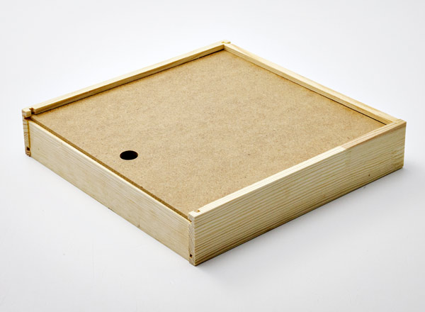 Шкатулка для декоративной тарелки Шкатулка