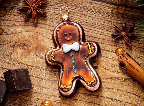 Елочная игрушка Пряничный человечек Карамельный с белым бантом