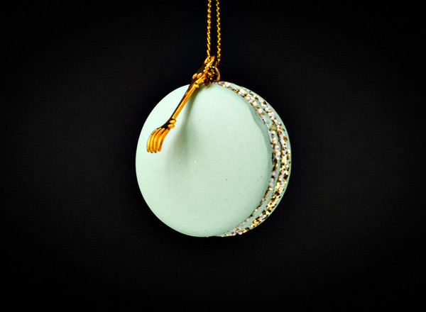 Елочная игрушка Пирожное-Макарон зеленое