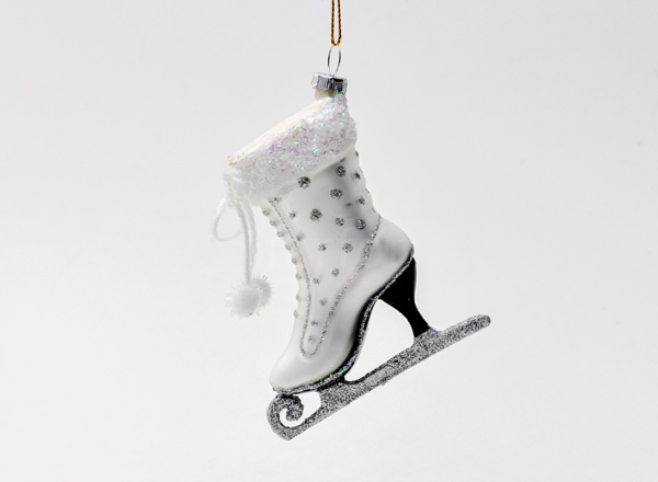 Елочная игрушка Фигурный конек серебристый с горошком