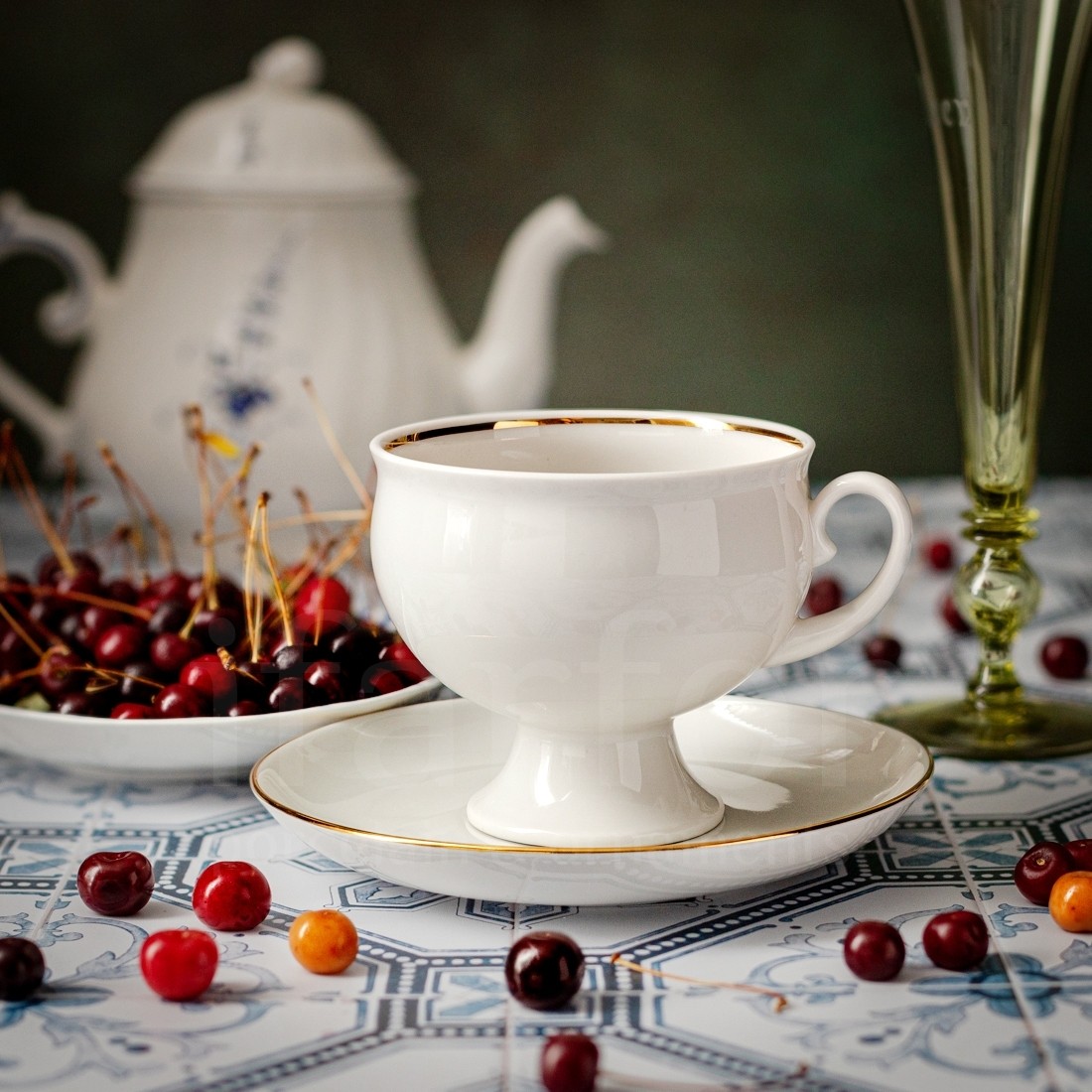 «Весь день молчать, не видеть газет, не слушать радио, не слышать слухов, полностью отдаться лени, полностью отрешиться 