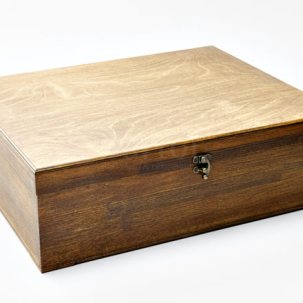 Шкатулка подарочная Шкатулка подарочная. Орех Шкатулка 460 x 370 x 145 мм.