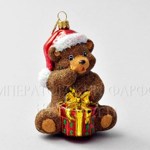 Елочная игрушка в подарочной коробке 210х130мм Мишка Тедди. Мишка Тедди с подарком 80 x 111 мм.