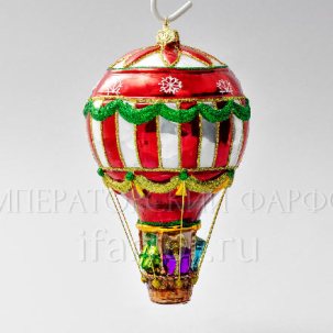 Елочная игрушка в подарочной коробке Воздушный шар с подарками 100 x 185 мм.