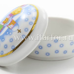 Туалетная коробочка Новогодняя Овальная 115 мм.