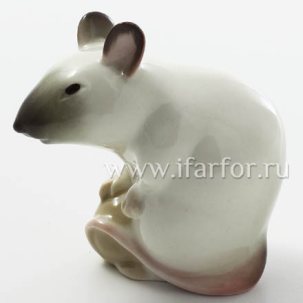 Скульптура Мышь с орехом Сиамская 60 x 65 мм.