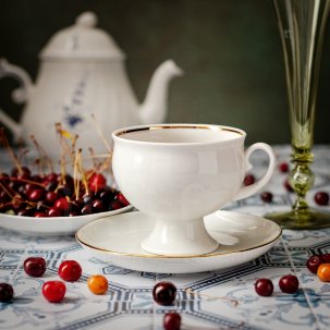 «Весь день молчать, не видеть газет, не слушать радио, не слышать слухов, полностью отдаться лени, полностью отрешиться 