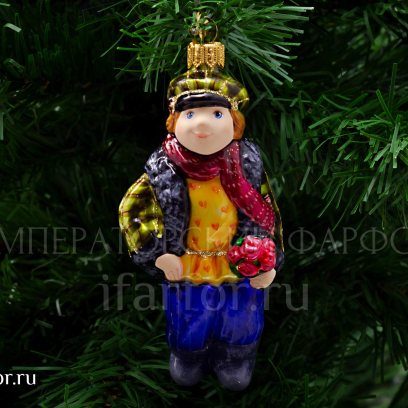 Елочная игрушка «Мальчик с букетом» Форма: Мальчик с букетом. Стекло. 120 мм.