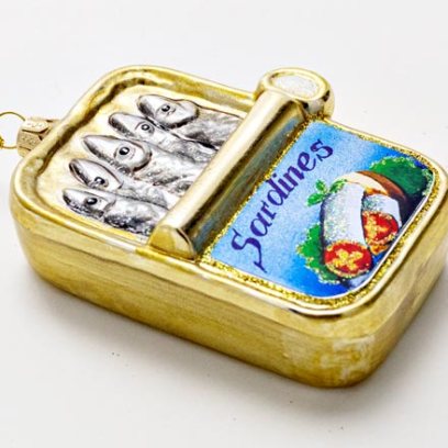 Елочная игрушка «Консервированные сардины» Стекло. 70 x 110 мм.