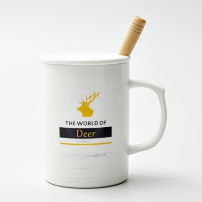 Кружка с крышкой и ложкой «The world of deer» Форма: Royal Classics. Керамика. 480 мл.