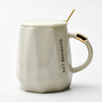 Кружка с крышкой и ложкой Sunshine life Royal Classics