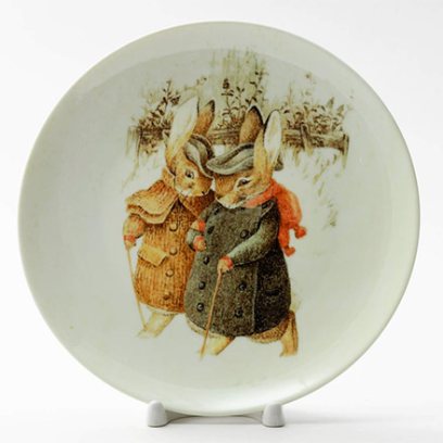 Декоративная тарелка Кролики на прогулке
