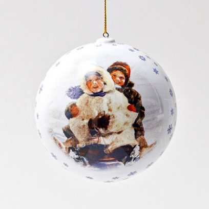 Елочная игрушка Шар средний гладкий Зимние каникулы