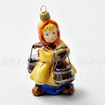 Елочная игрушка «Девочка с ведрами» Стекло. 58 x 103 мм.