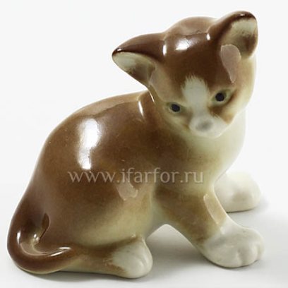 Скульптура «Котенок Парамоша» Форма: Котенок Парамоша. Мягкий фарфор. 60 мм.