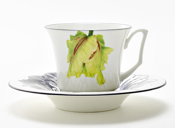 Чашка с блюдцем чайная в подарочной коробке Волшебный сад II Юлия