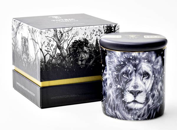 Свеча ароматическая в фарфоровом подсвечнике Пало Санто Тотем. Лев