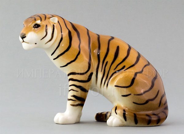 Скульптура Тигр сидящий Мирный