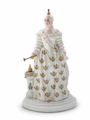 Скульптура Императрица Екатерина Вторая 185 x 320 мм.