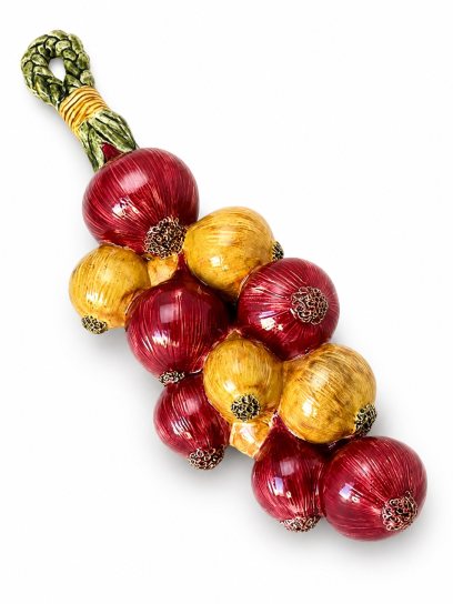Плакетка настенная «Связка лука» Майолика. 135 x 405 мм.