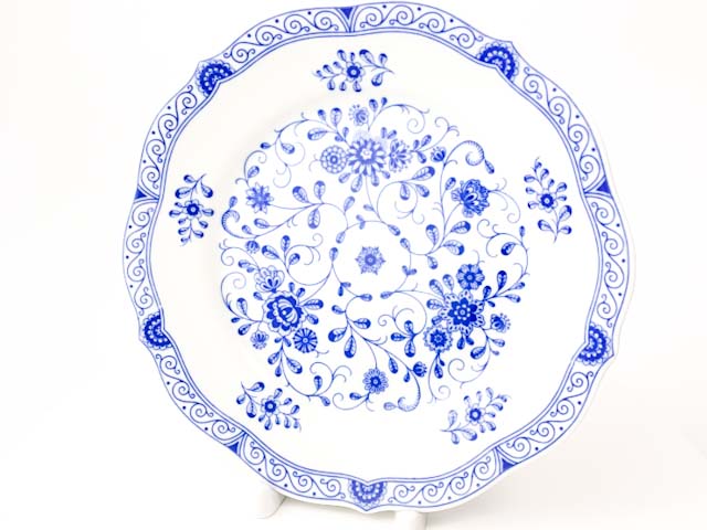Тарелка «Alte Ranke blau» Твердый фарфор. 190 мм.